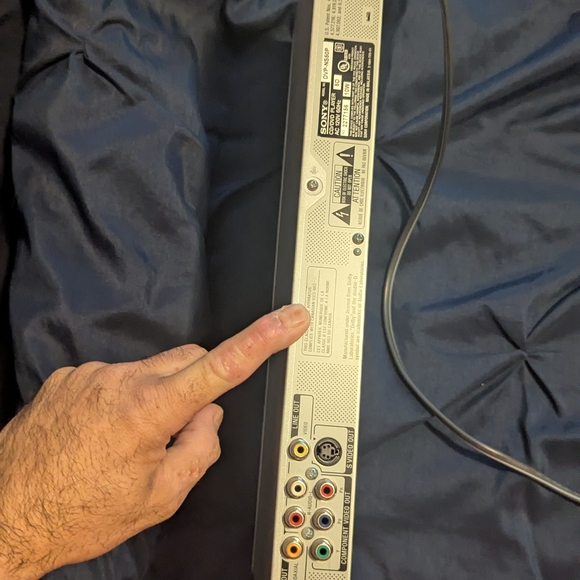 Cream Electronics Device - Picture 5 of 8